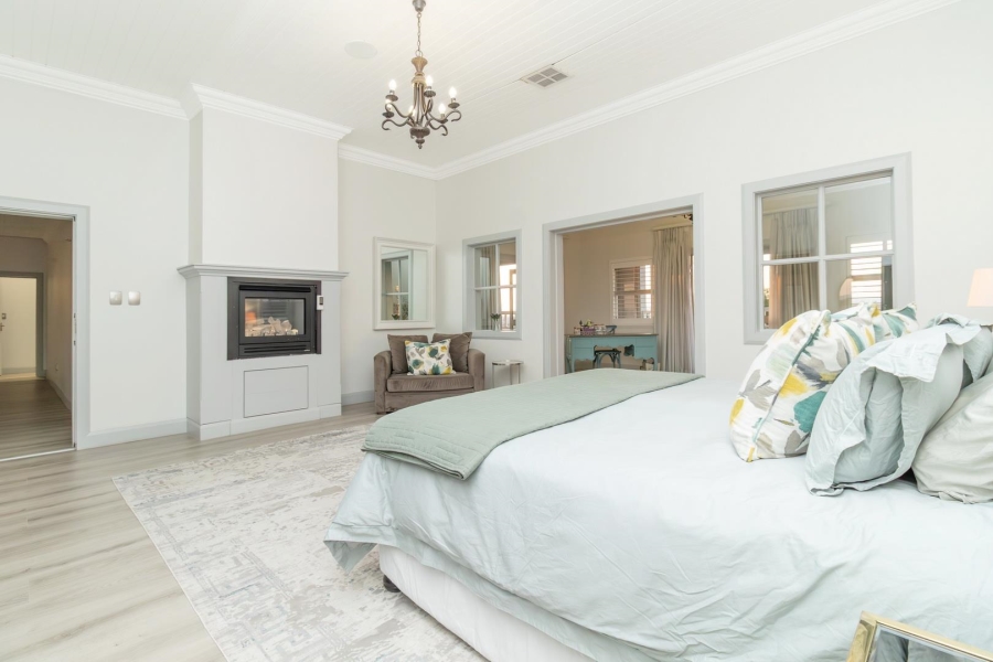 4 Bedroom Property for Sale in Waterfall Country Estate Gauteng