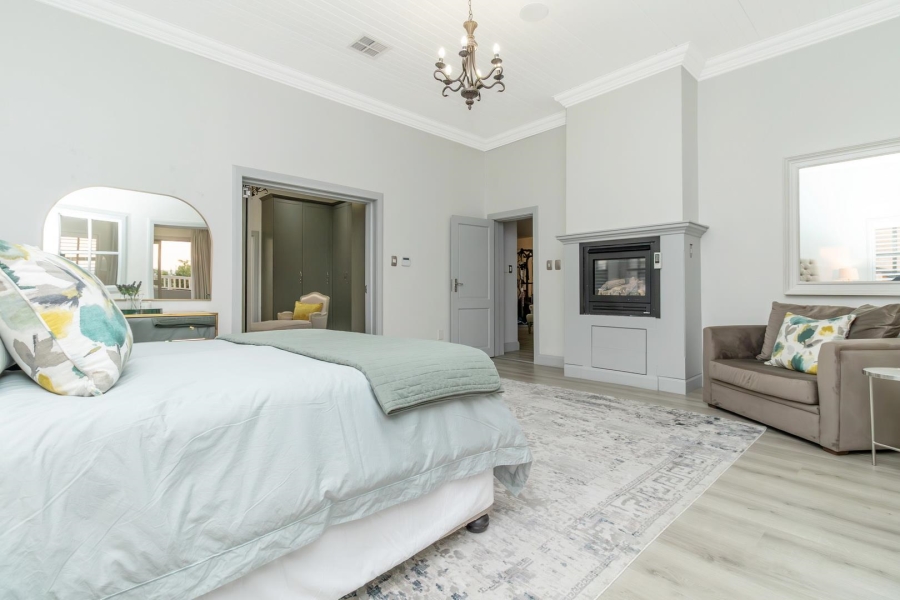 4 Bedroom Property for Sale in Waterfall Country Estate Gauteng