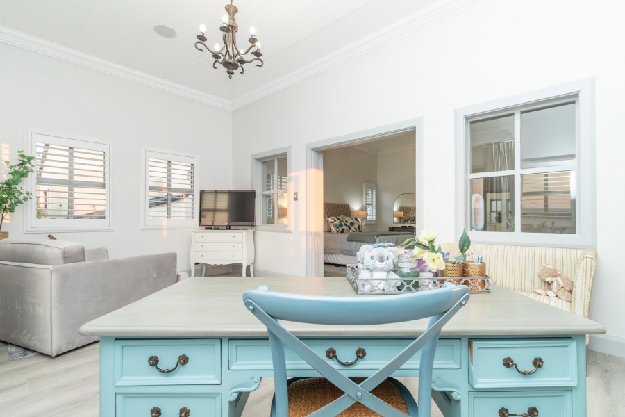 4 Bedroom Property for Sale in Waterfall Country Estate Gauteng