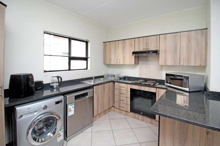 To Let 2 Bedroom Property for Rent in Brentwood Park Gauteng