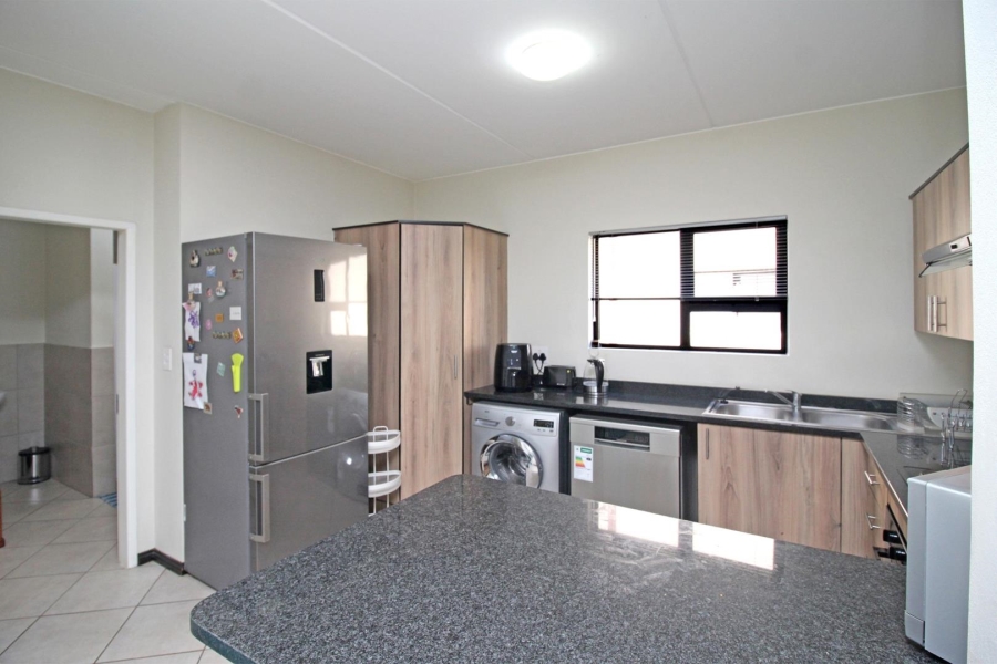 To Let 2 Bedroom Property for Rent in Brentwood Park Gauteng