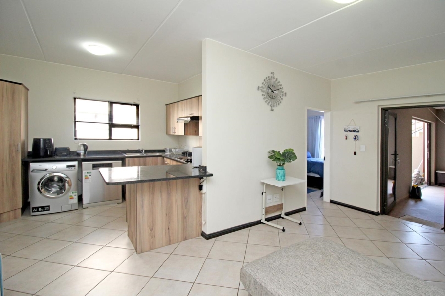 To Let 2 Bedroom Property for Rent in Brentwood Park Gauteng