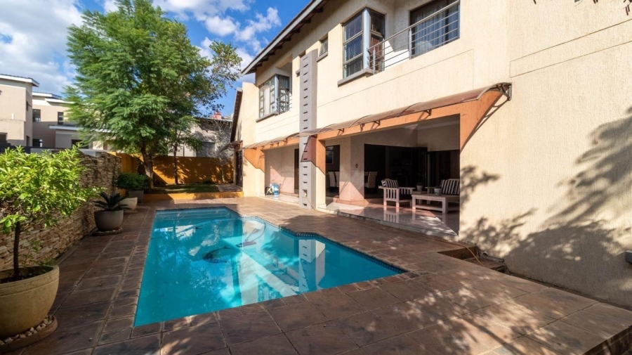 4 Bedroom Property for Sale in Eye of Africa Gauteng