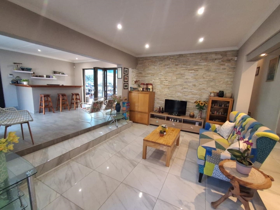 4 Bedroom Property for Sale in Glenvista Gauteng