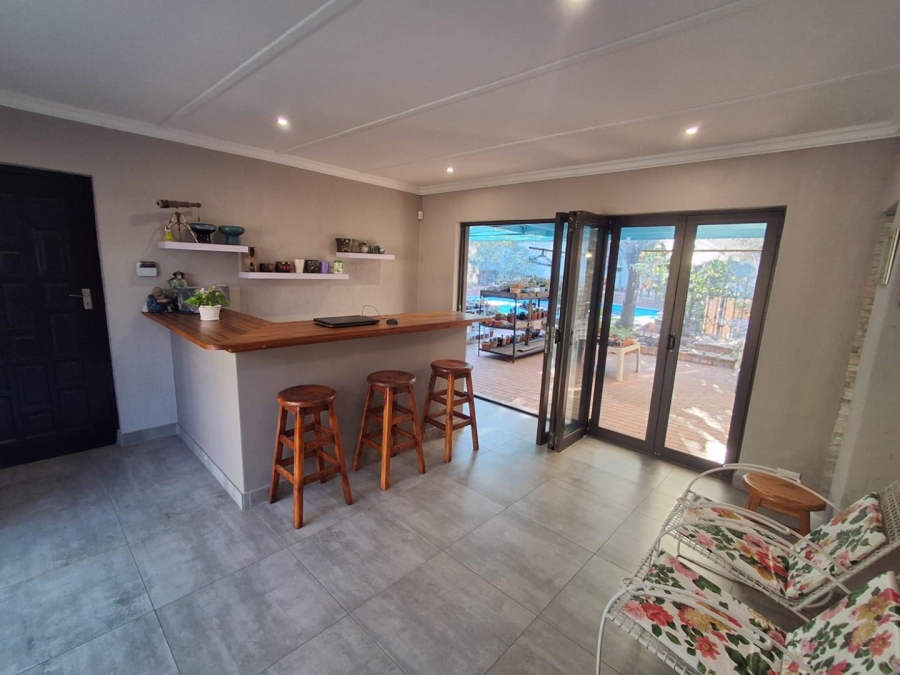 4 Bedroom Property for Sale in Glenvista Gauteng