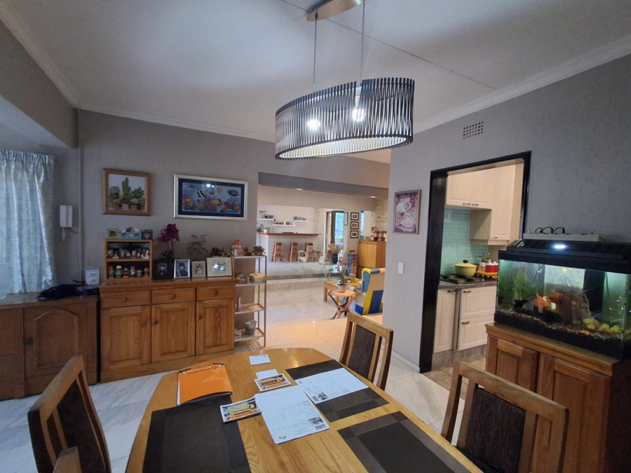 4 Bedroom Property for Sale in Glenvista Gauteng