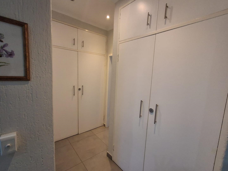 4 Bedroom Property for Sale in Glenvista Gauteng