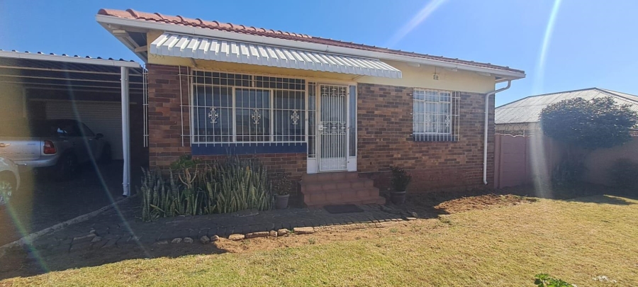 3 Bedroom Property for Sale in South Hills Gauteng