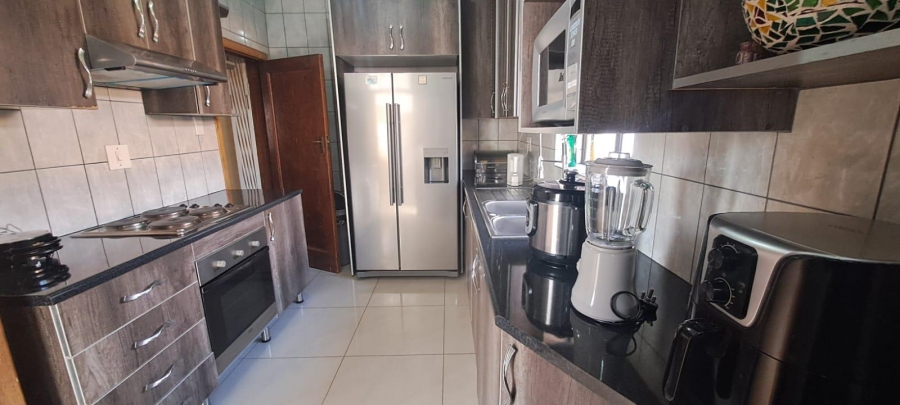 3 Bedroom Property for Sale in South Hills Gauteng