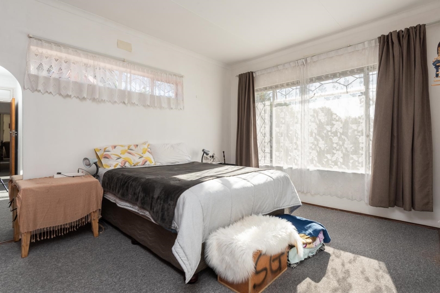 3 Bedroom Property for Sale in Brackendowns Gauteng