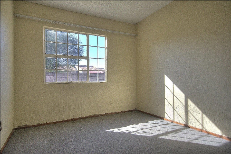 1 Bedroom Property for Sale in Meyersdal Gauteng