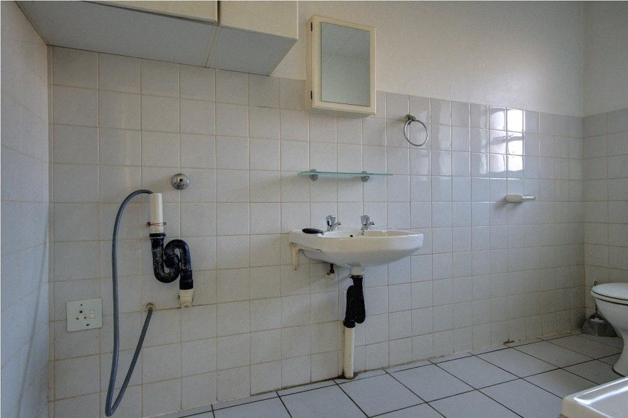 1 Bedroom Property for Sale in Meyersdal Gauteng