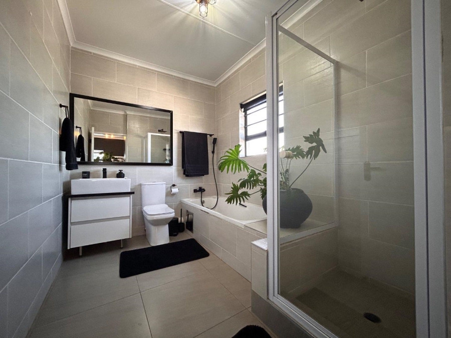 3 Bedroom Property for Sale in Meyersdal Gauteng