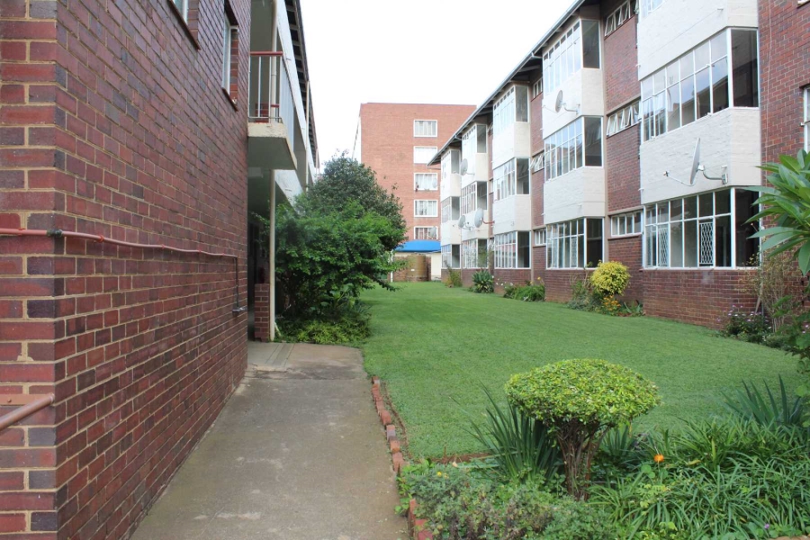 To Let 2 Bedroom Property for Rent in Sunnyside Gauteng