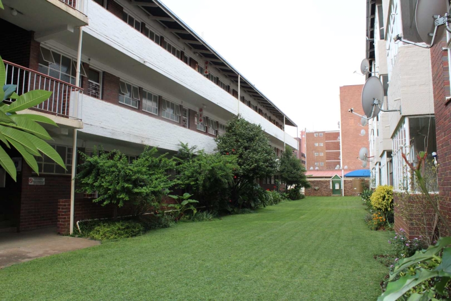 To Let 2 Bedroom Property for Rent in Sunnyside Gauteng