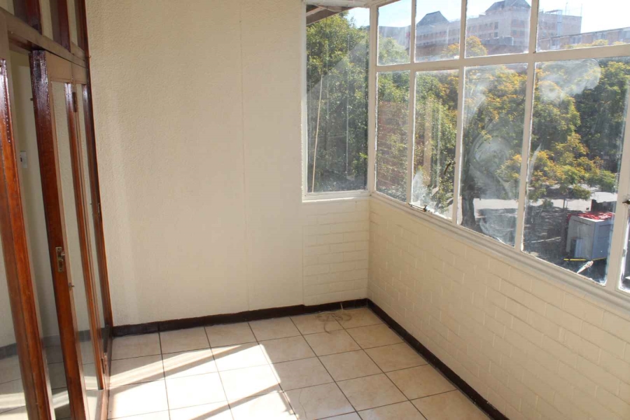 To Let 2 Bedroom Property for Rent in Sunnyside Gauteng