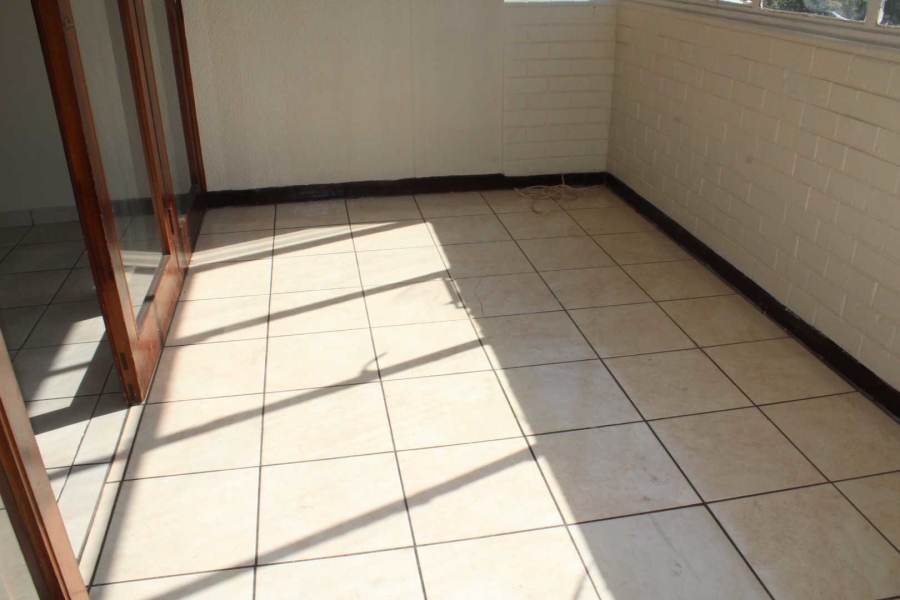 To Let 2 Bedroom Property for Rent in Sunnyside Gauteng