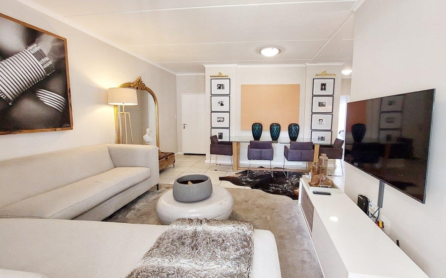 To Let 3 Bedroom Property for Rent in Crowthorne AH Gauteng