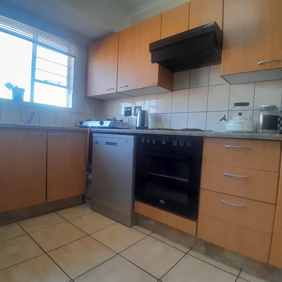 To Let 2 Bedroom Property for Rent in Van Dyk Park Gauteng