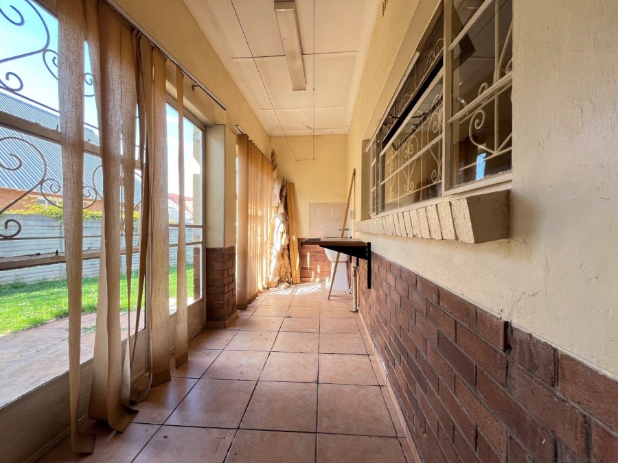 To Let 4 Bedroom Property for Rent in Birchleigh Gauteng