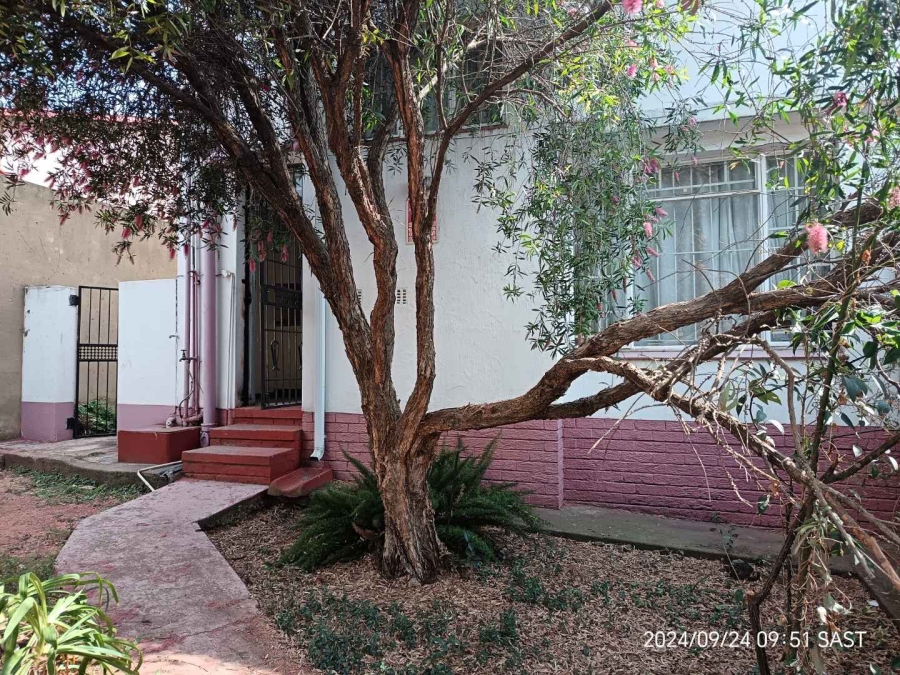 4 Bedroom Property for Sale in Vrededorp Gauteng