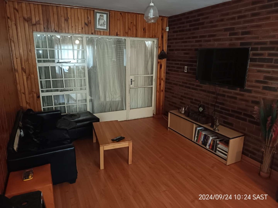 4 Bedroom Property for Sale in Vrededorp Gauteng