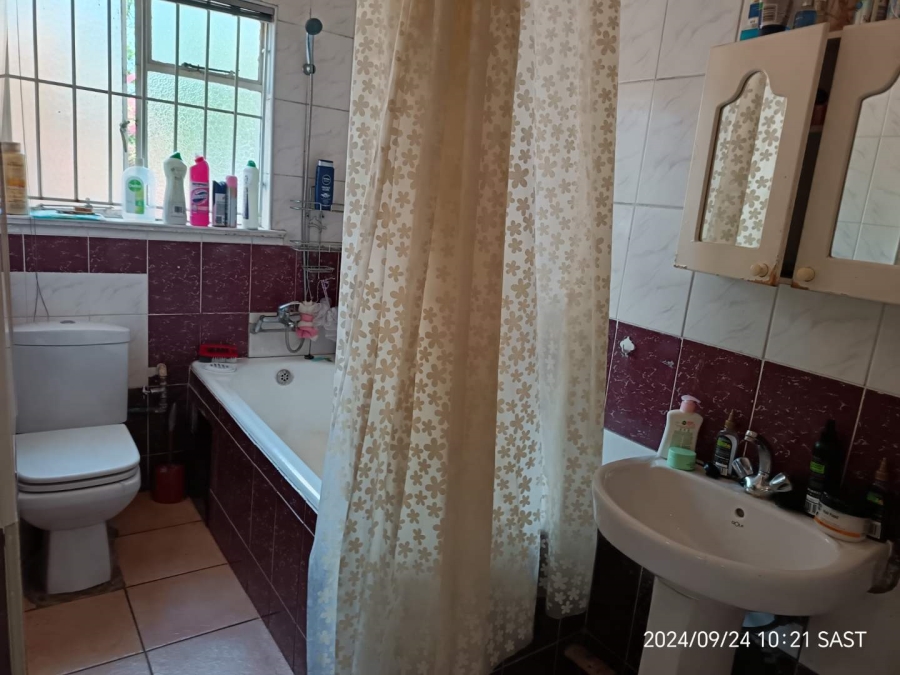 4 Bedroom Property for Sale in Vrededorp Gauteng