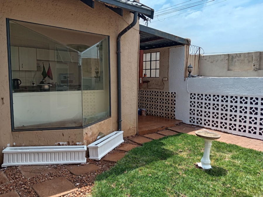 3 Bedroom Property for Sale in Albertville Gauteng