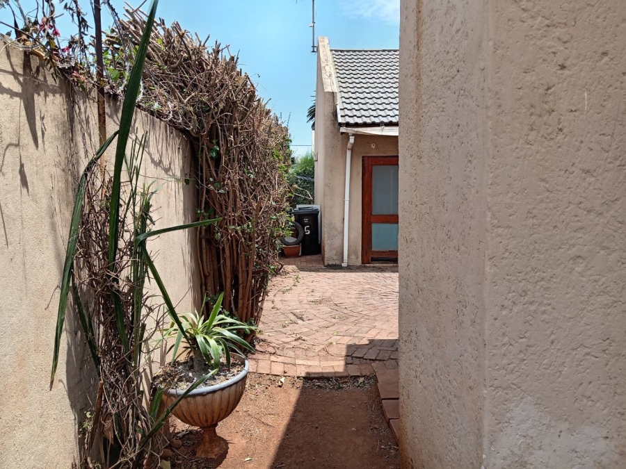 3 Bedroom Property for Sale in Albertville Gauteng