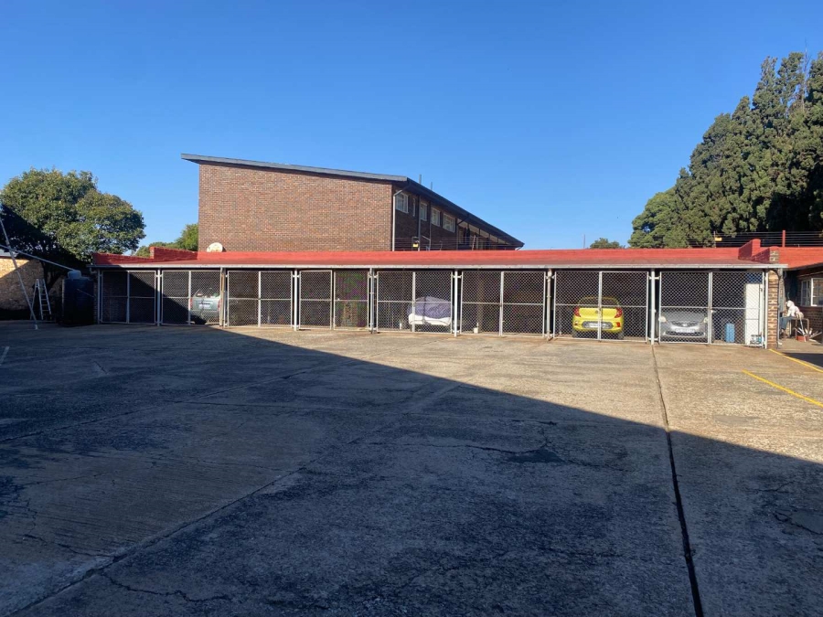 To Let 2 Bedroom Property for Rent in Monument Gauteng