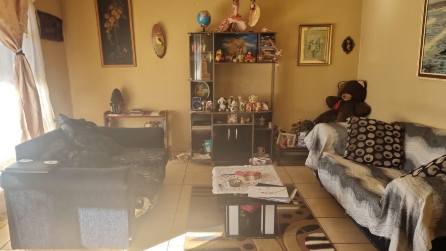 1 Bedroom Property for Sale in Turffontein Gauteng