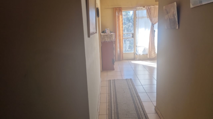 1 Bedroom Property for Sale in Turffontein Gauteng