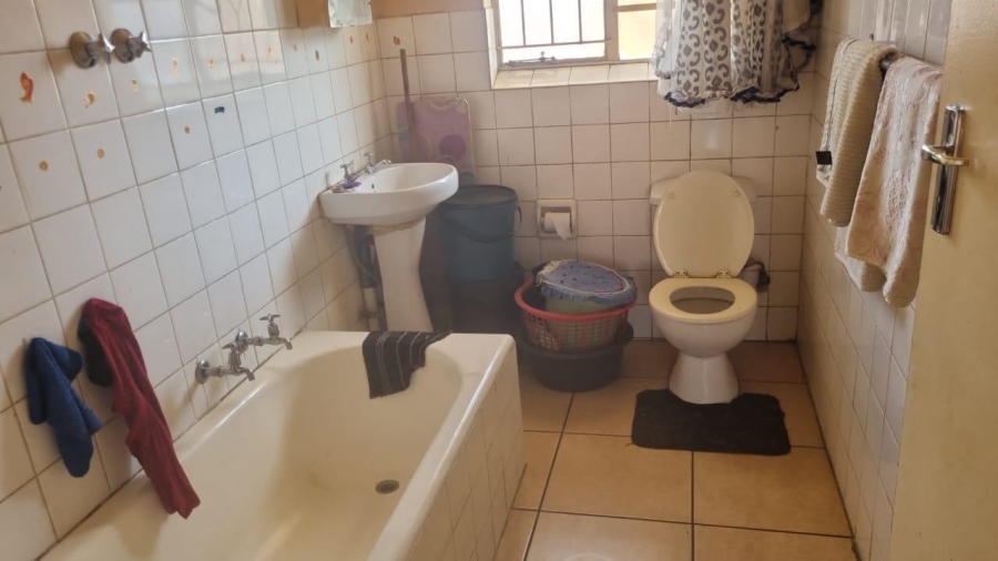 1 Bedroom Property for Sale in Turffontein Gauteng