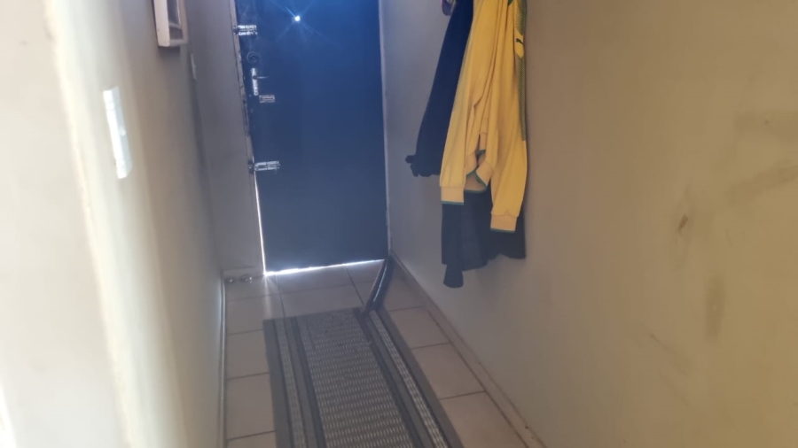 1 Bedroom Property for Sale in Turffontein Gauteng