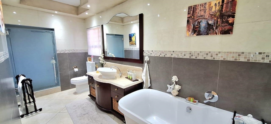 3 Bedroom Property for Sale in Raceview Gauteng