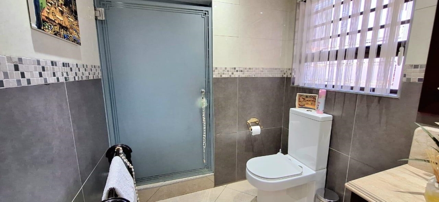 3 Bedroom Property for Sale in Raceview Gauteng