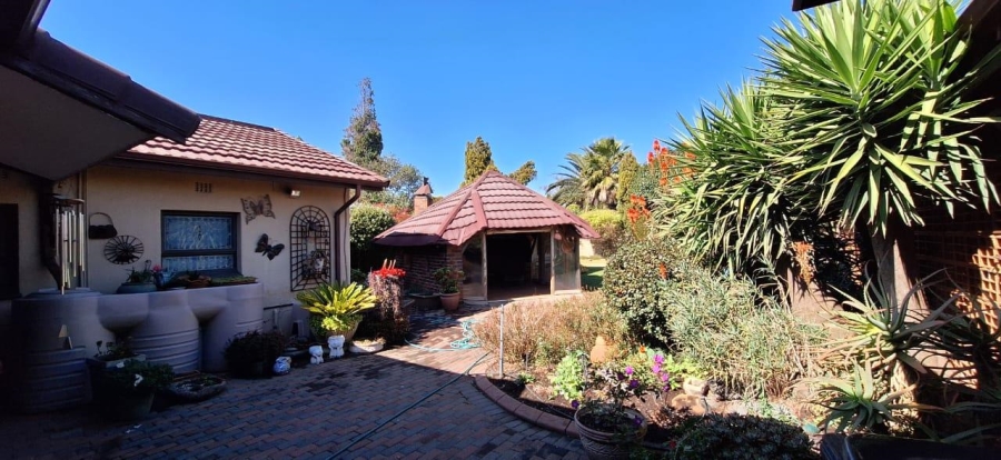 3 Bedroom Property for Sale in Raceview Gauteng