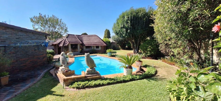 3 Bedroom Property for Sale in Raceview Gauteng