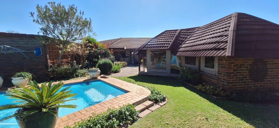 3 Bedroom Property for Sale in Raceview Gauteng
