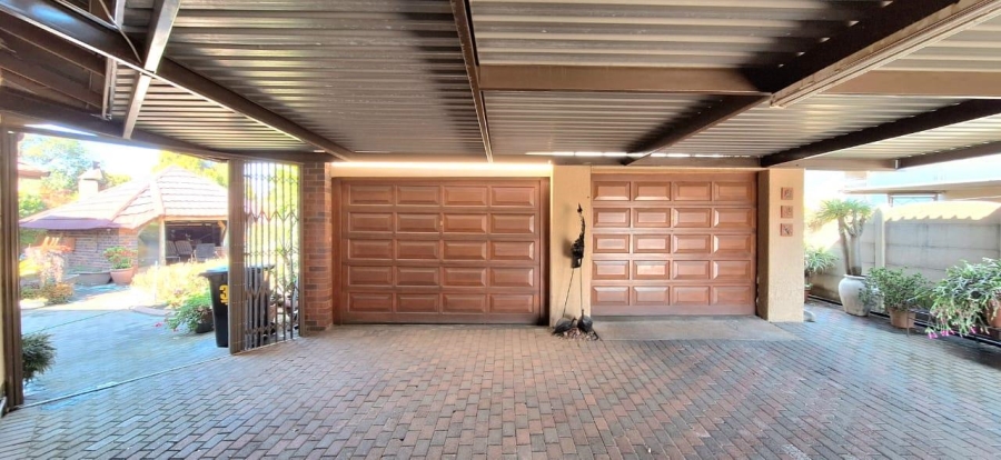 3 Bedroom Property for Sale in Raceview Gauteng