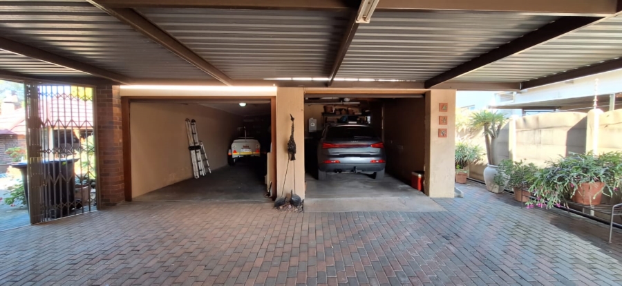 3 Bedroom Property for Sale in Raceview Gauteng