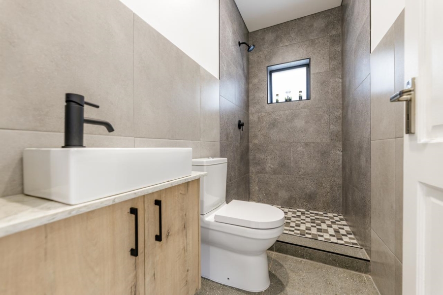 3 Bedroom Property for Sale in Linden Gauteng