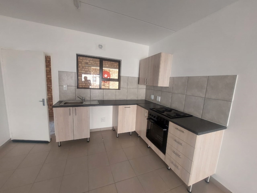 To Let 3 Bedroom Property for Rent in Albertsdal Gauteng