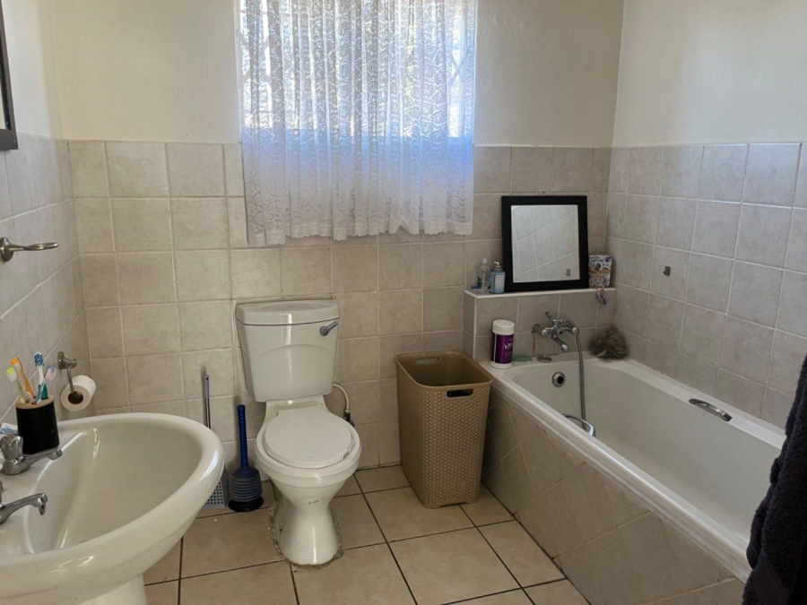 4 Bedroom Property for Sale in Risana Gauteng