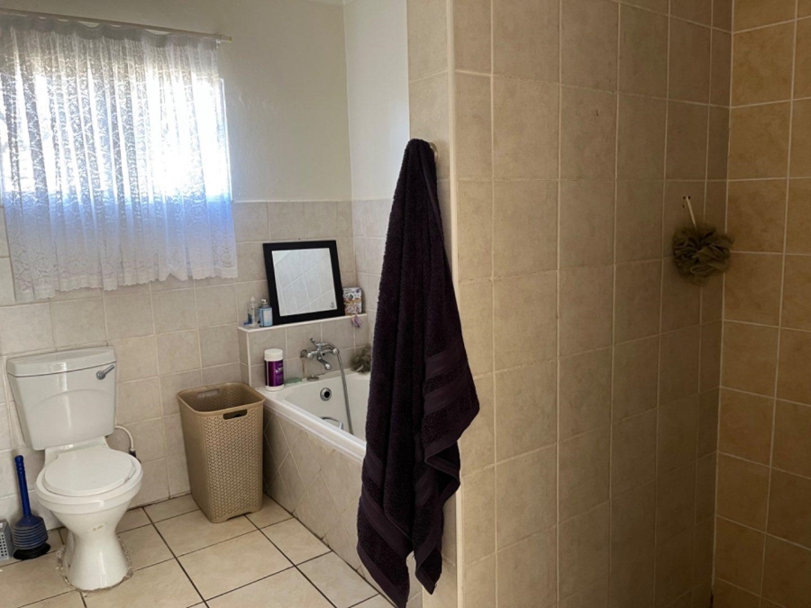 4 Bedroom Property for Sale in Risana Gauteng