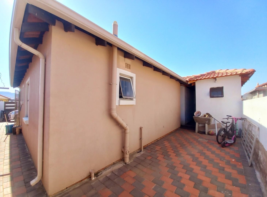 3 Bedroom Property for Sale in Lotus Gardens Gauteng