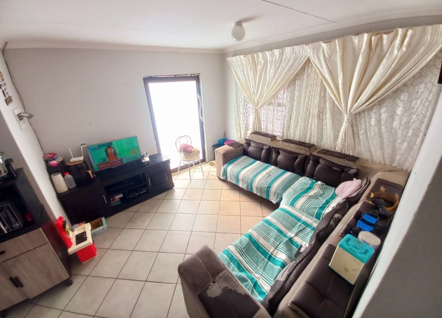 3 Bedroom Property for Sale in Lotus Gardens Gauteng