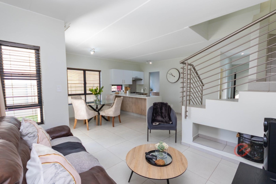 3 Bedroom Property for Sale in Broadacres Gauteng