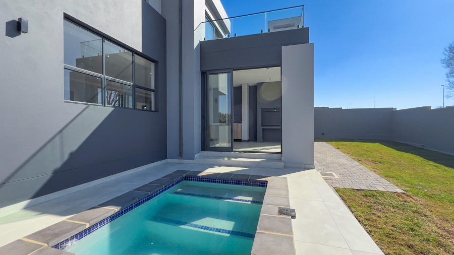 3 Bedroom Property for Sale in Midstream Estate Gauteng