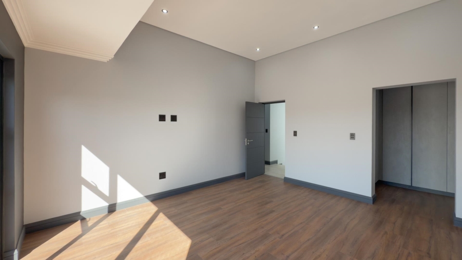 3 Bedroom Property for Sale in Midstream Estate Gauteng
